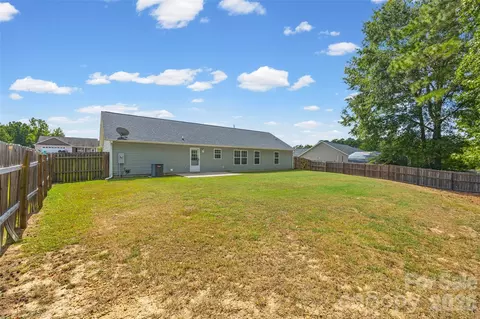 Exterior - 3200 Silver Fox 48 Cir #48, Lancaster, SC 29720 photo 1 of 3