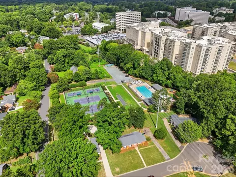 4712 Fairheath Rd, Charlotte, NC 28210