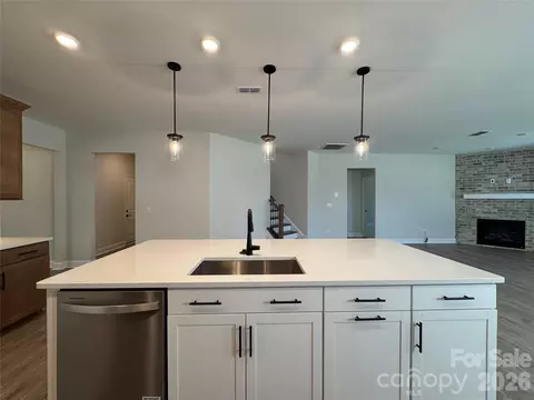 Kitchen - 974 Kinship Dr, Lancaster, SC 29720 photo 4 of 4