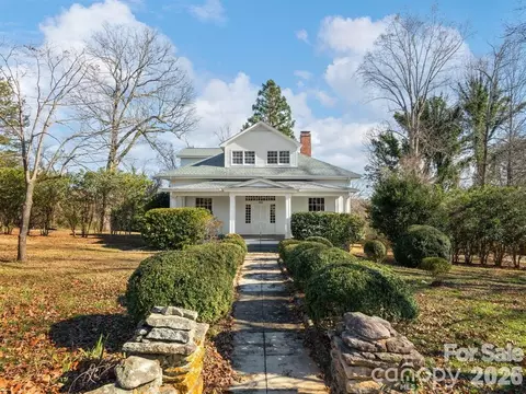 143 S Ridgecrest Ave, Rutherfordton, NC 28139