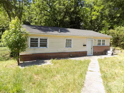 1013 W Sixth Ave, Gastonia, NC 28052