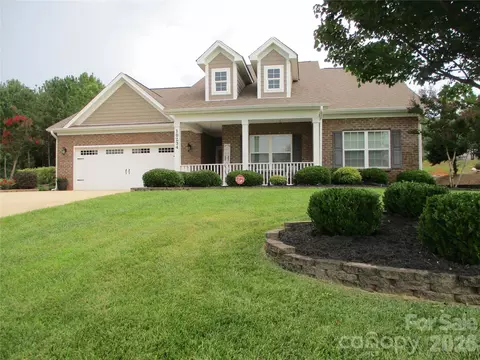 10234 Lakeshore Dr, Lancaster, SC 29720
