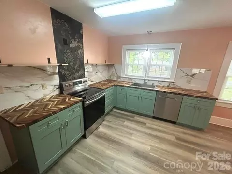 112 3rd Ne St NE, Conover, NC 28613 photo 14