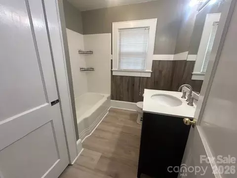 112 3rd Ne St NE, Conover, NC 28613 photo 22