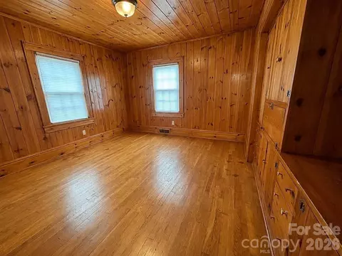 112 3rd Ne St NE, Conover, NC 28613 photo 27