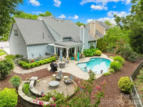 1363 Yorkshire Nw Pl NW, Concord, NC 28027