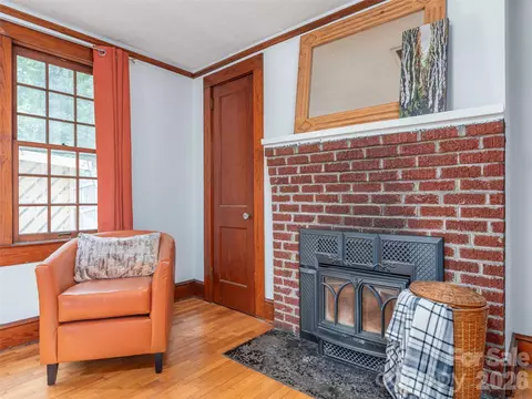 Living - 5249 Old Clyde Rd, Clyde, NC 28721 photo 3 of 4