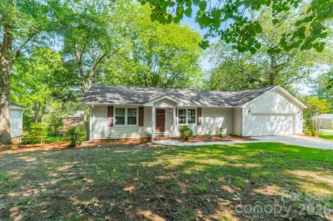 Other - 1077 E Shore Dr, Lancaster, SC 29720 photo 2 of 8
