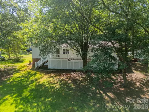Exterior - 1077 E Shore Dr, Lancaster, SC 29720 photo 8 of 9
