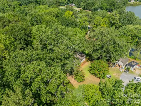 Other - 1077 E Shore Dr, Lancaster, SC 29720 photo 7 of 8