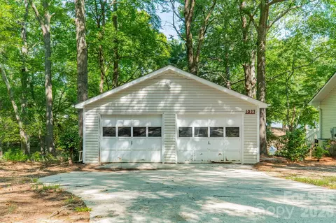 Other - 1077 E Shore Dr, Lancaster, SC 29720 photo 3 of 8