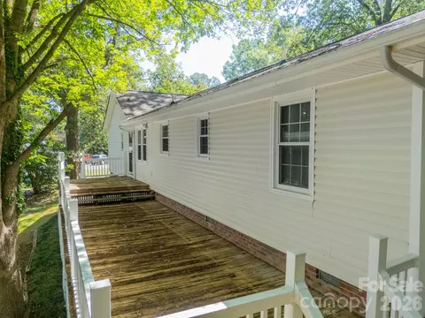 Exterior - 1077 E Shore Dr, Lancaster, SC 29720 photo 7 of 9