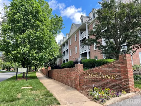 301 Queens 105 Rd #105, Charlotte, NC 28204