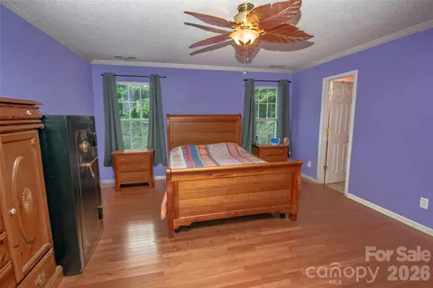 Bedroom - 588 Abbeydale Rd, Harmony, NC 28634 photo 3 of 3