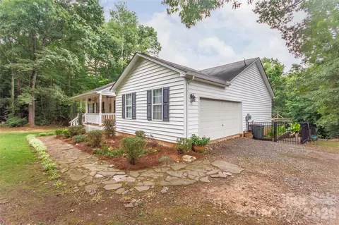 Other - 588 Abbeydale Rd, Harmony, NC 28634 photo 3 of 11