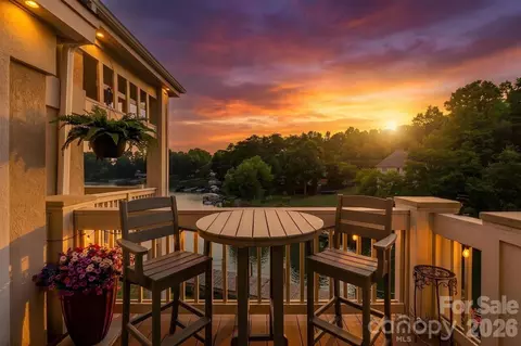 103 Pier 33 218 Dr #218, Mooresville, NC 28117