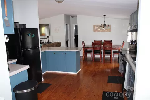 Kitchen - 160 Tabernacle Church Rd, Mcbee, SC 29101 photo 2 of 2