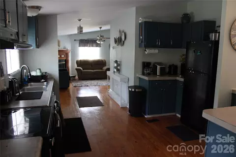 Kitchen - 160 Tabernacle Church Rd, Mcbee, SC 29101 photo 1 of 2