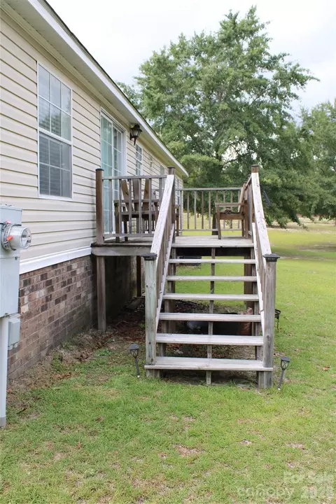 Exterior - 160 Tabernacle Church Rd, Mcbee, SC 29101 photo 1 of 3