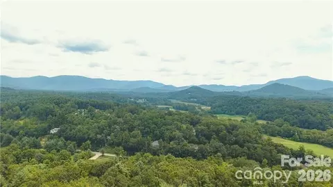 19 Laurel Loop Rd, Fairview, NC 28730 photo 5