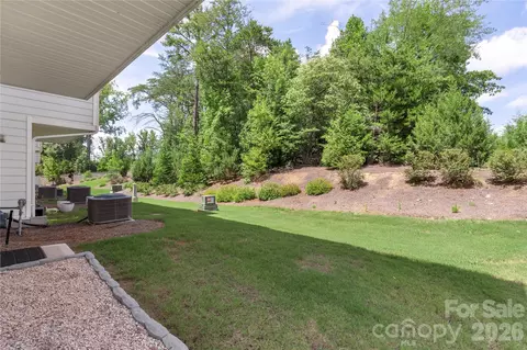 Exterior - 963 Portrush Ln, Tega Cay, SC 29708 photo 6 of 8