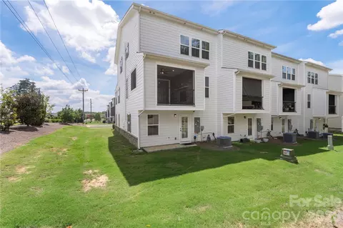 Exterior - 963 Portrush Ln, Tega Cay, SC 29708 photo 7 of 8