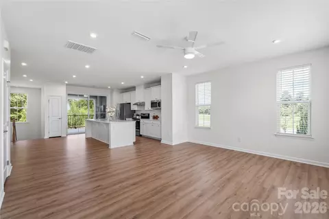 Living - 963 Portrush Ln, Tega Cay, SC 29708 photo 5 of 6