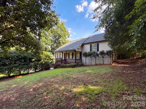 930 Marshall Dr, Concord, NC 28027