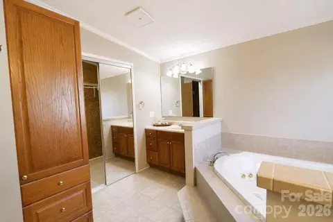 Bath - 201 E 27th St, Kannapolis, NC 28083 photo 3 of 4