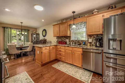 Kitchen - 6479 Ameba Ln, Denver, NC 28037 photo 2 of 6
