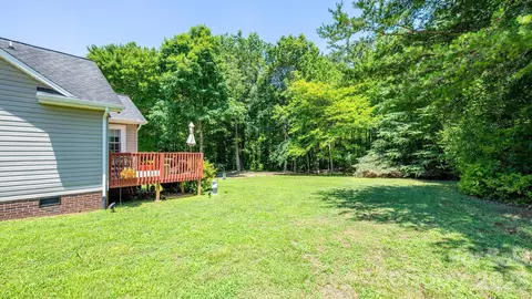 Exterior - 6479 Ameba Ln, Denver, NC 28037 photo 2 of 7