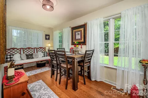 Dining - 6479 Ameba Ln, Denver, NC 28037 photo 2 of 5