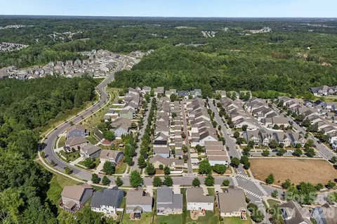 View/Area - 16447 Leavitt Ln, Davidson, NC 28036 photo 2 of 2