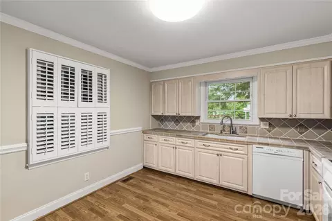 Kitchen - 2596 Kirkover Dr, Lancaster, SC 29720 photo 1 of 2