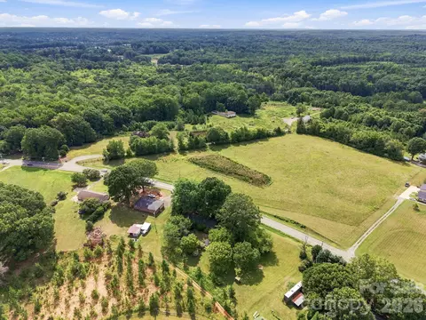 601 Faith Rd, Mooresville, NC 28115