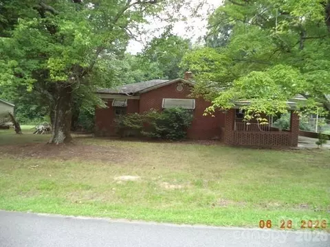 138 Glory Rd, Mooresville, NC 28117