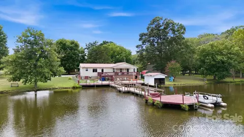 456 Swearing Creek Dr, Lexington, NC 27292