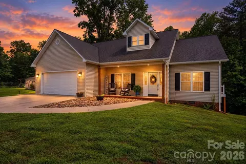 142 Azalea Dr, Connelly Springs, NC 28612