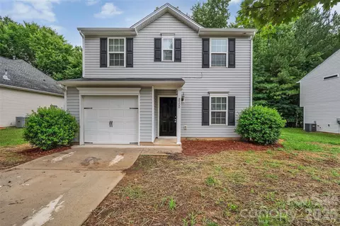 8500 Four Sisters Ln, Charlotte, NC 28215