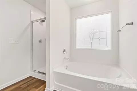 Bath - 720 White Crane Rd, Salisbury, NC 28146 photo 1 of 1