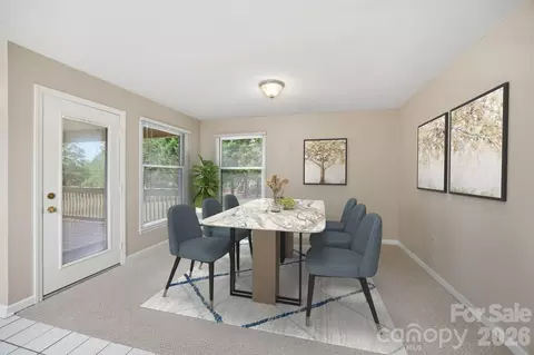 Dining - 20118 Rainbow Cir, Cornelius, NC 28031 photo 1 of 1