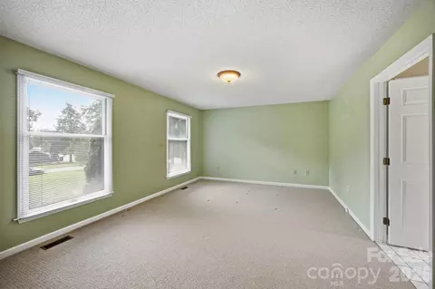 Bedroom - 20118 Rainbow Cir, Cornelius, NC 28031 photo 7 of 7