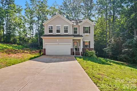 5146 Mark Ne Dr NE, Hickory, NC 28601