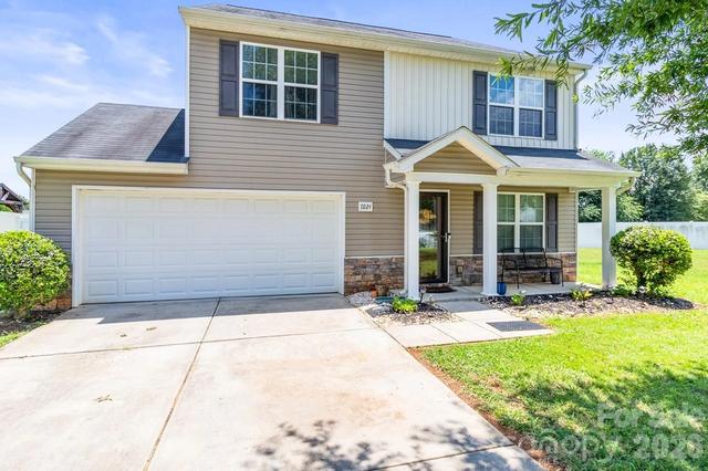9224 Carrot Patch Dr, Charlotte, NC 28216