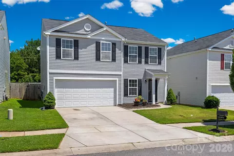 1772 Eastway Dr, Dallas, NC 28034