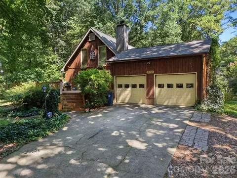 21235 Sandy Cove Rd, Cornelius, NC 28031
