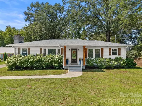 340 Tigerville Rd, Travelers Rest, SC 29690