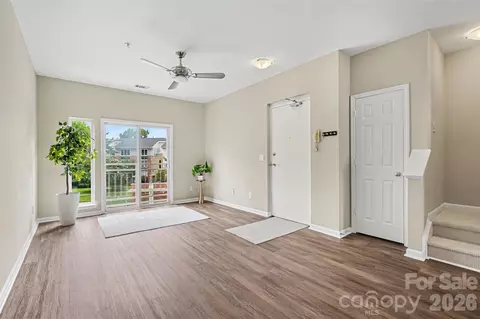 3955 Picasso 15 Ct #15, Charlotte, NC 28205