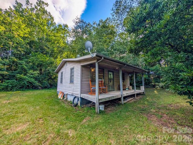 172 Lower Browns Creek Rd, Burnsville, NC 28714