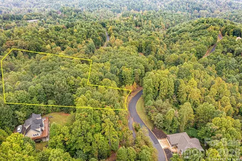 Round Mountain Parkway, Lenoir, NC 28645